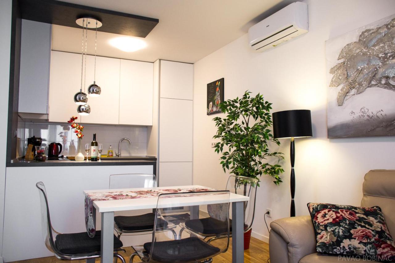 West Residence Luxury Apartment- Parking In Garage Zagreb Exteriör bild