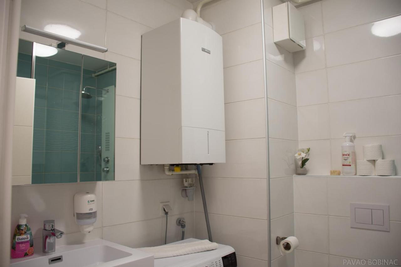 West Residence Luxury Apartment- Parking In Garage Zagreb Exteriör bild
