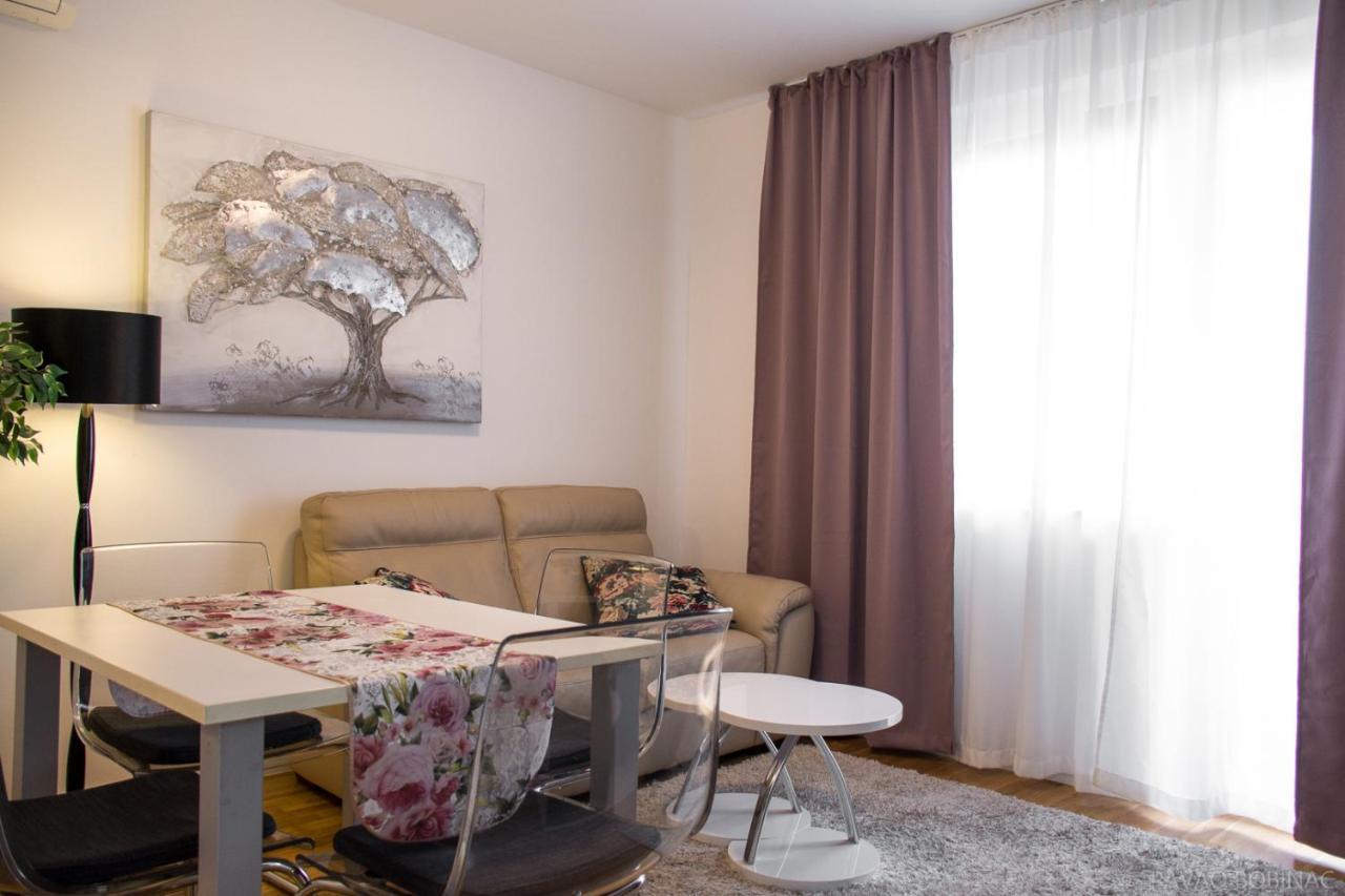 West Residence Luxury Apartment- Parking In Garage Zagreb Exteriör bild
