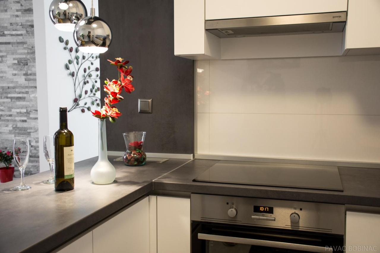 West Residence Luxury Apartment- Parking In Garage Zagreb Exteriör bild
