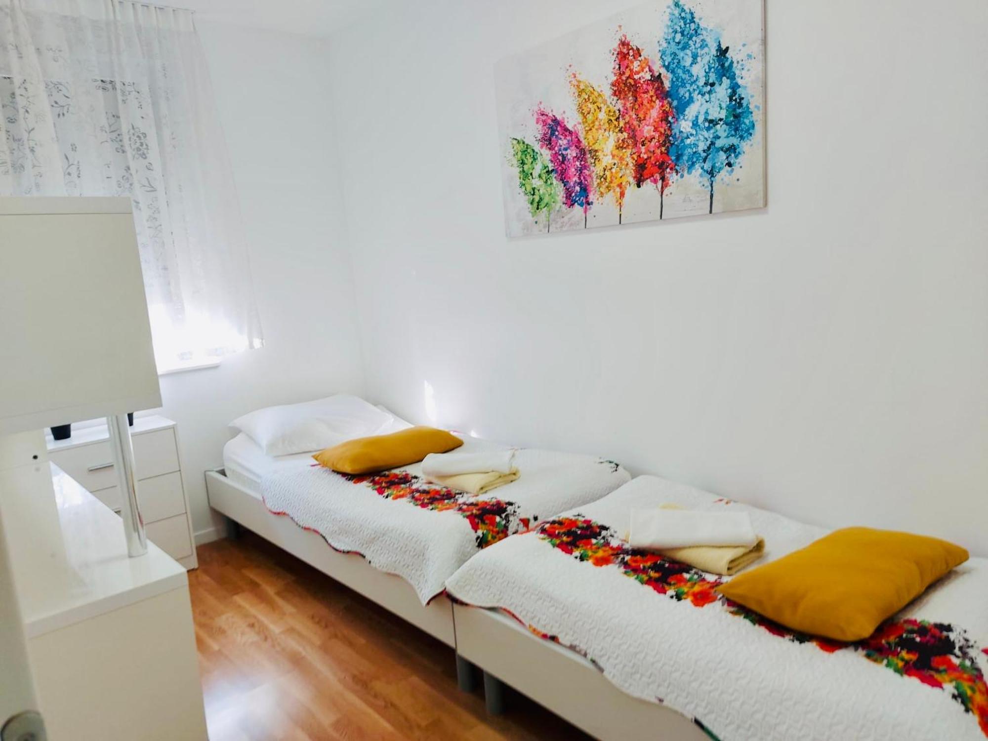 West Residence Luxury Apartment- Parking In Garage Zagreb Exteriör bild